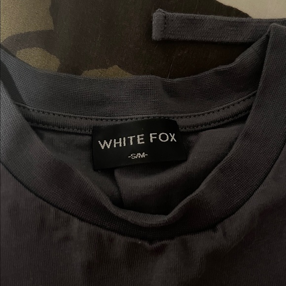 WhiteFox T-Shirt & Sweats set - Picture 2 of 3